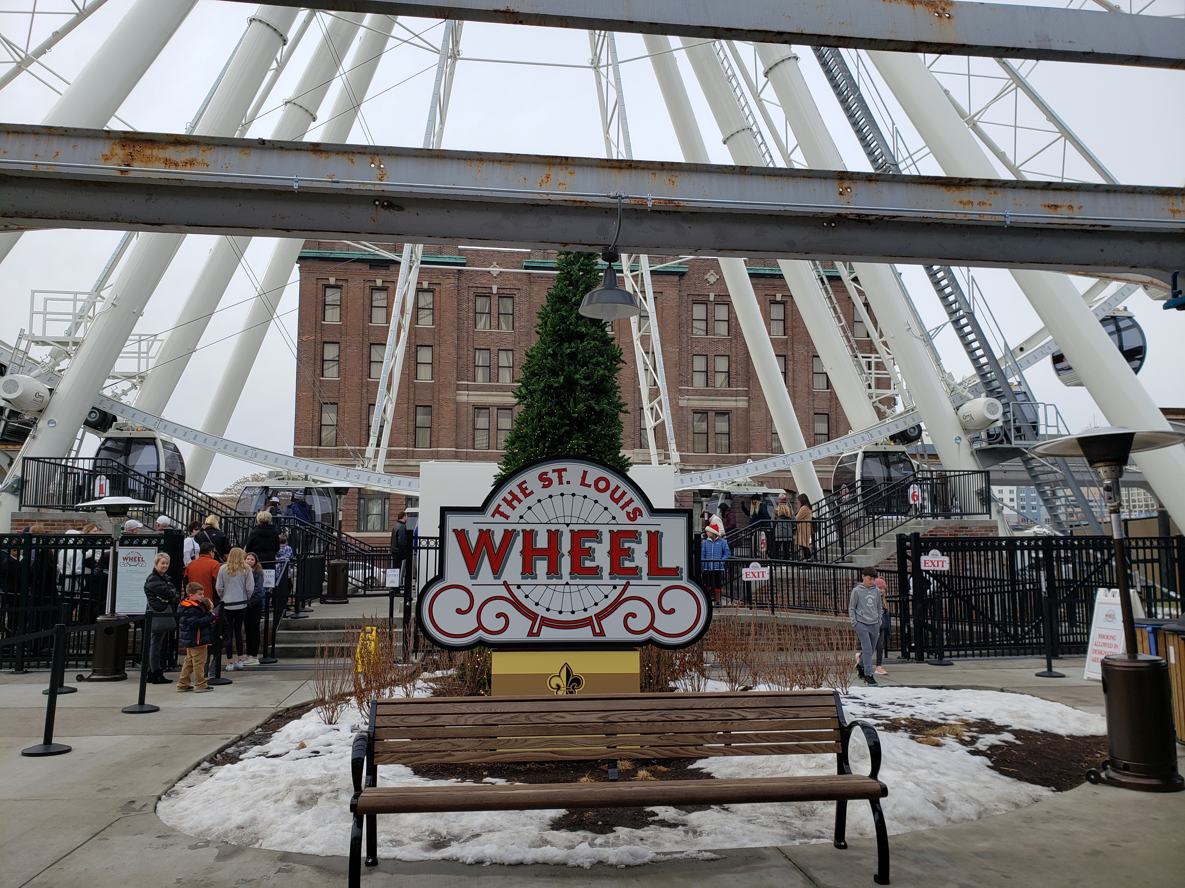St. Louis Wheel sign.jpg