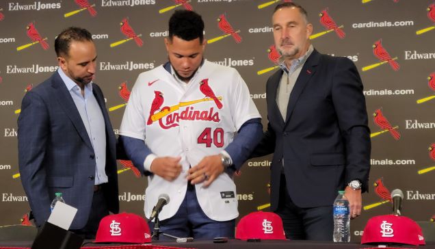 St. Louis Cardinals on X: A new era begins behind the dish! We have signed  All-Star catcher Willson Contreras to a five year contract with a club  option for 2028.  /