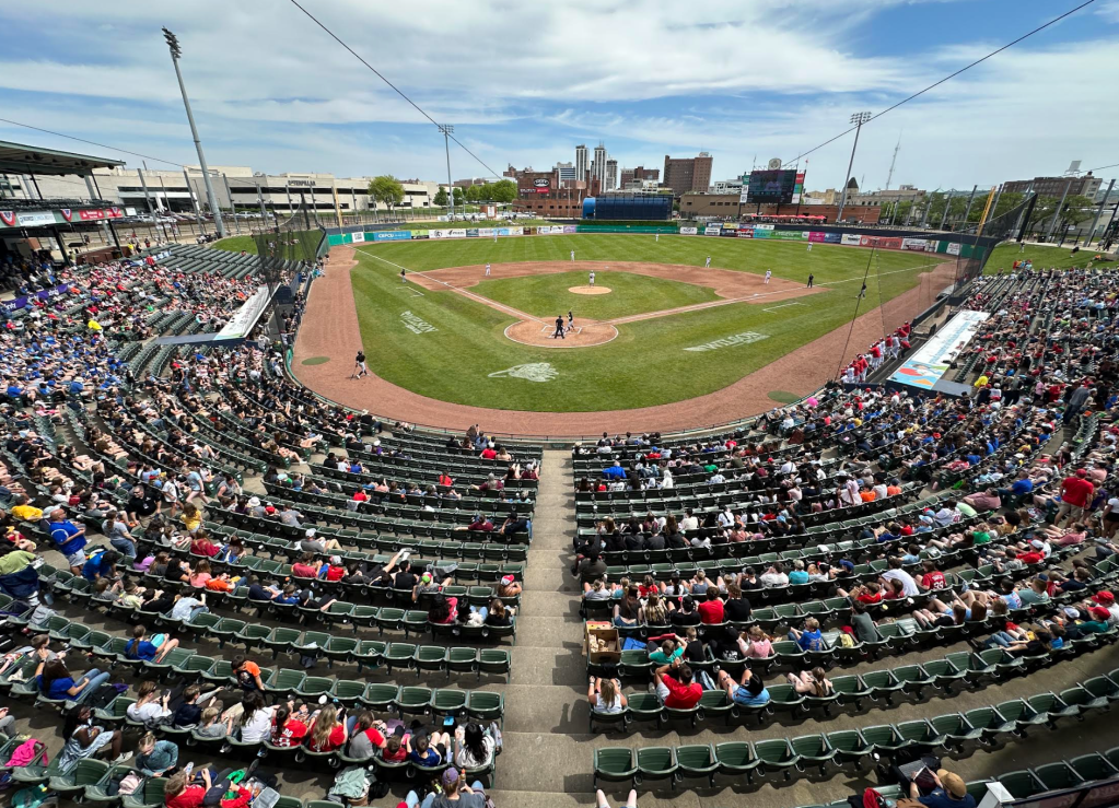 Why you should catch a Peoria Chiefs game this season - News from Rob